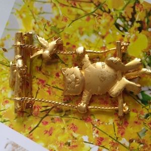 VINTAGE Cat and Bird Brooch
